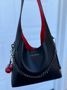 Steve Madden Black and Red Shoulder Bag BWESKY DT626840